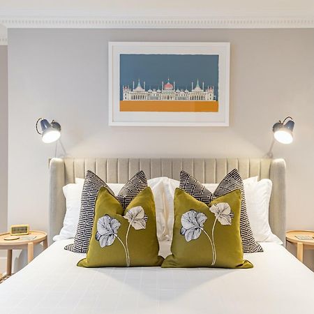 Beaches Brighton - Luxury Seafront Accommodation Екстериор снимка
