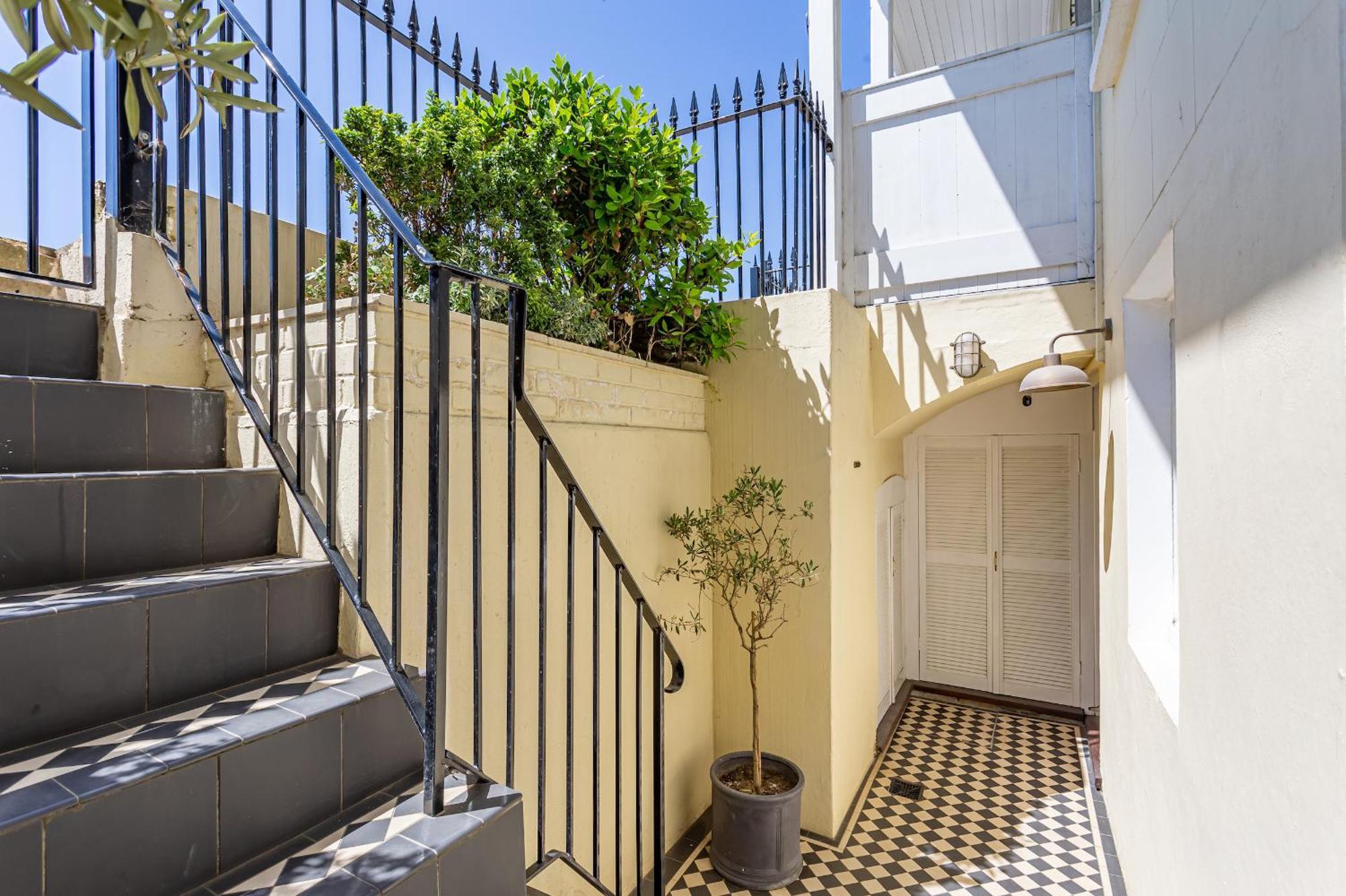 Beaches Brighton - Luxury Seafront Accommodation Екстериор снимка