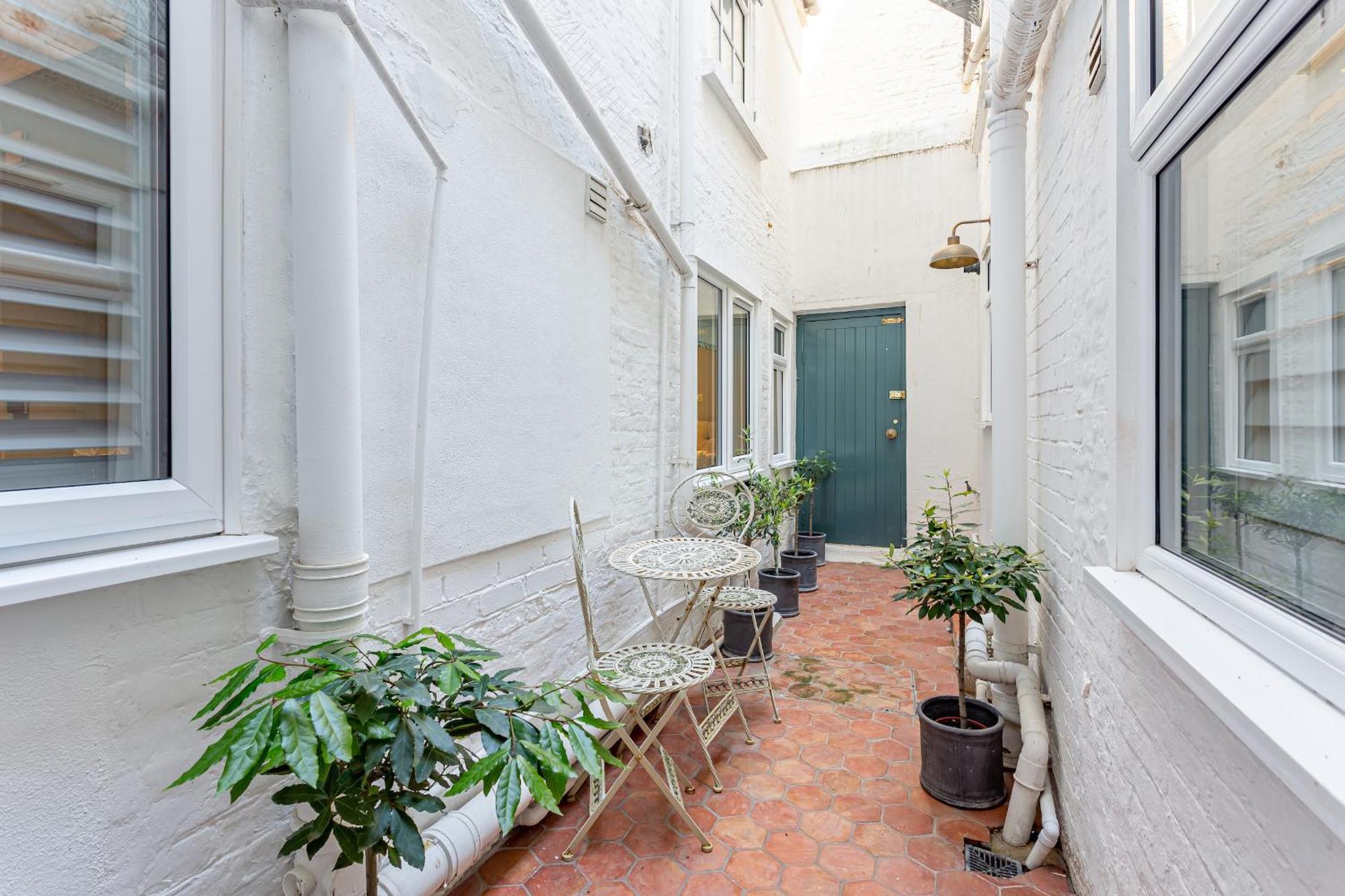 Beaches Brighton - Luxury Seafront Accommodation Екстериор снимка