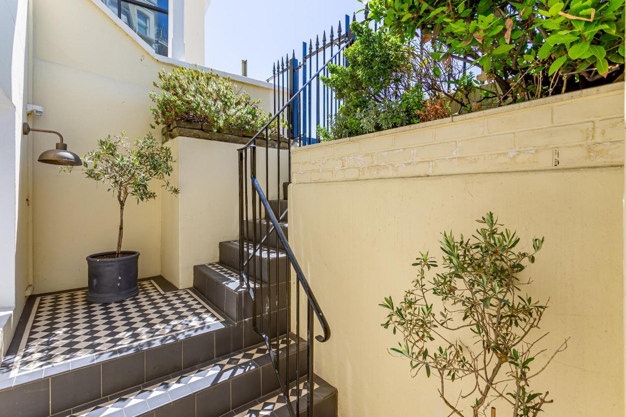 Beaches Brighton - Luxury Seafront Accommodation Екстериор снимка